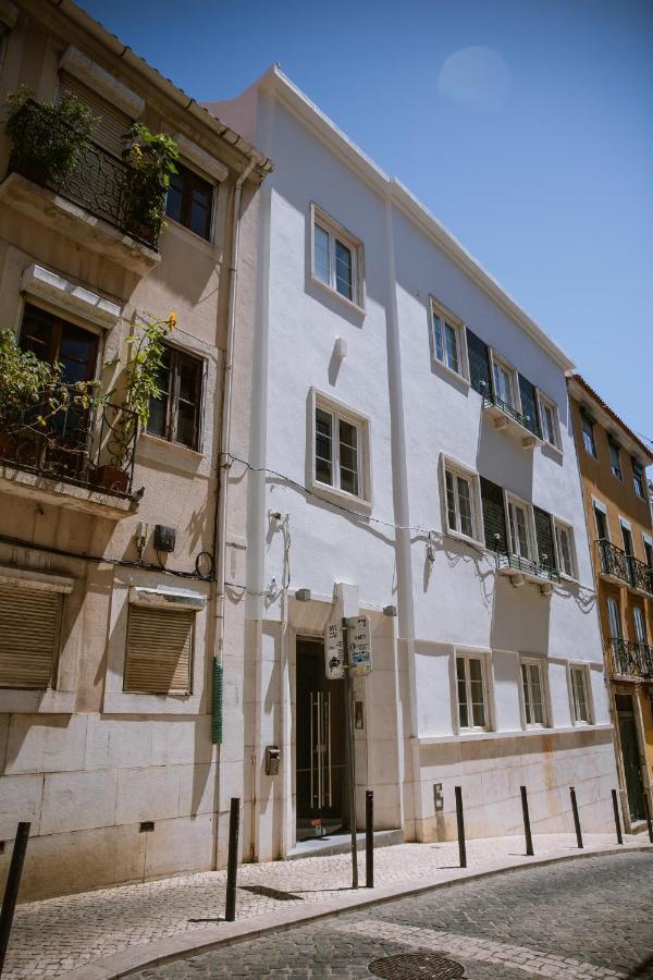The Lx Hill Hostel Lisbon Bagian luar foto
