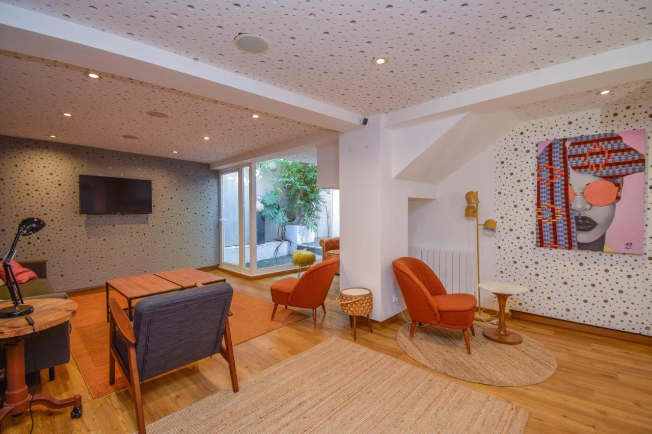 The Lx Hill Hostel Lisbon Bagian luar foto